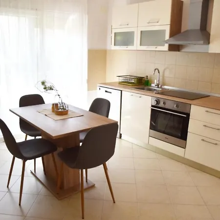 Levante - 500m Amphitheatre - Free Parking Appartement Pula